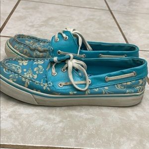 Blue sperry boat shoes